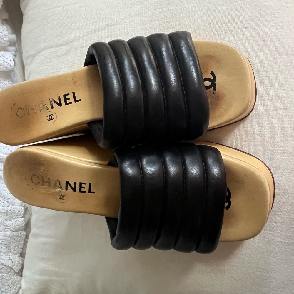 CHANEL Black Leather platforms Shoes size #38 1/2